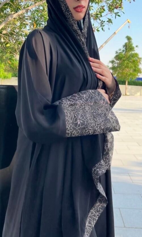 عبايه الورود