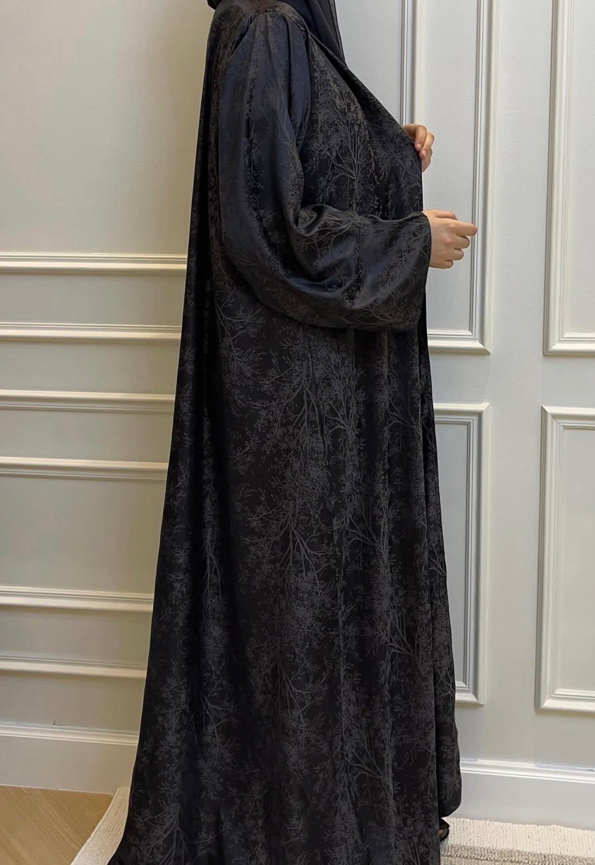 العبايه المشجره لون رمادي - الصورة 4