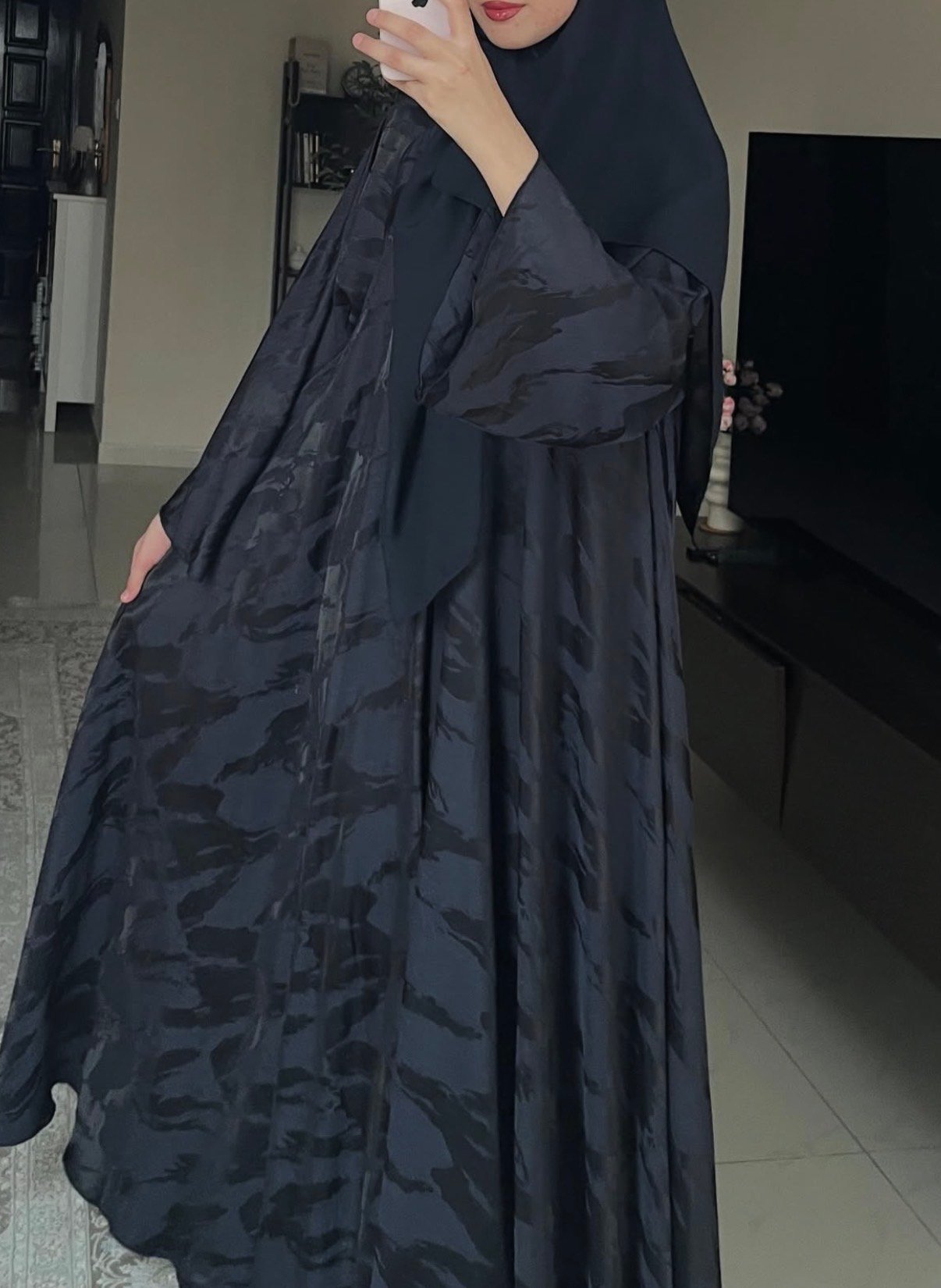 عبايه غيمه لون كحلي