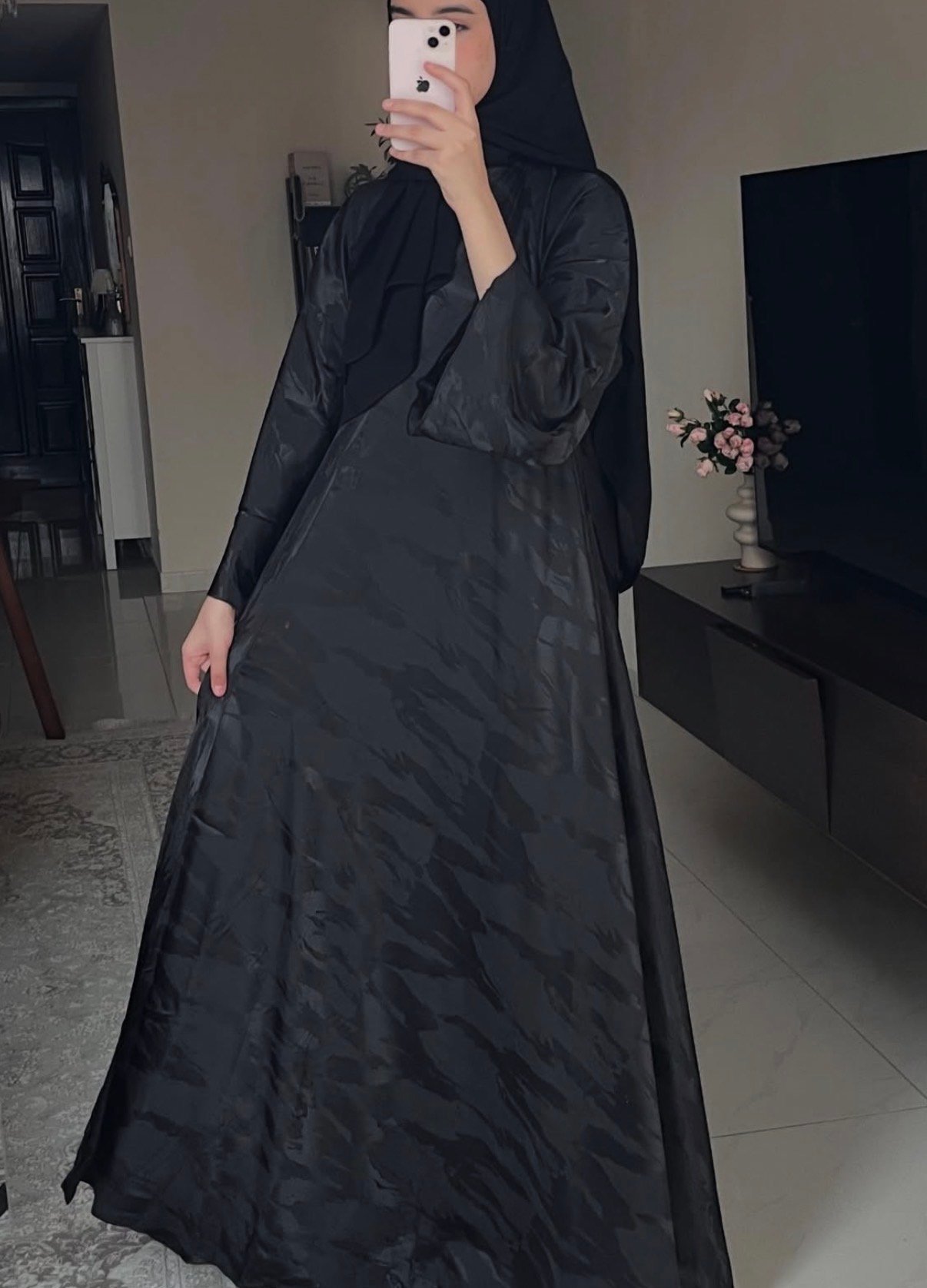 عبايه غيمه لون أسود - الصورة 2