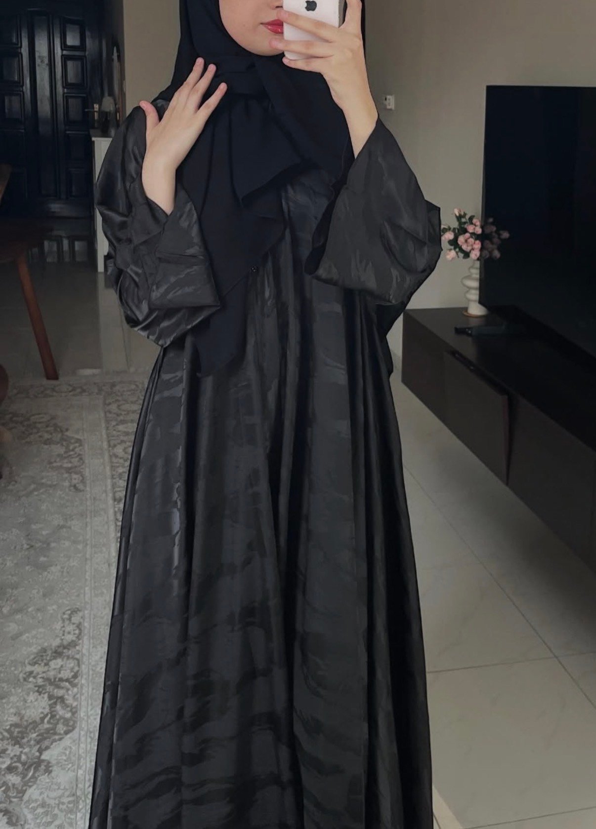 عبايه غيمه لون أسود