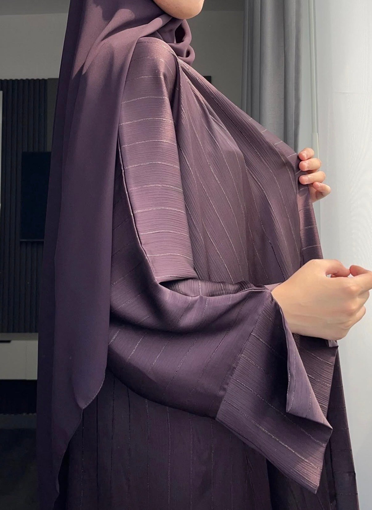 عبايه حسنى لون بنفسجي