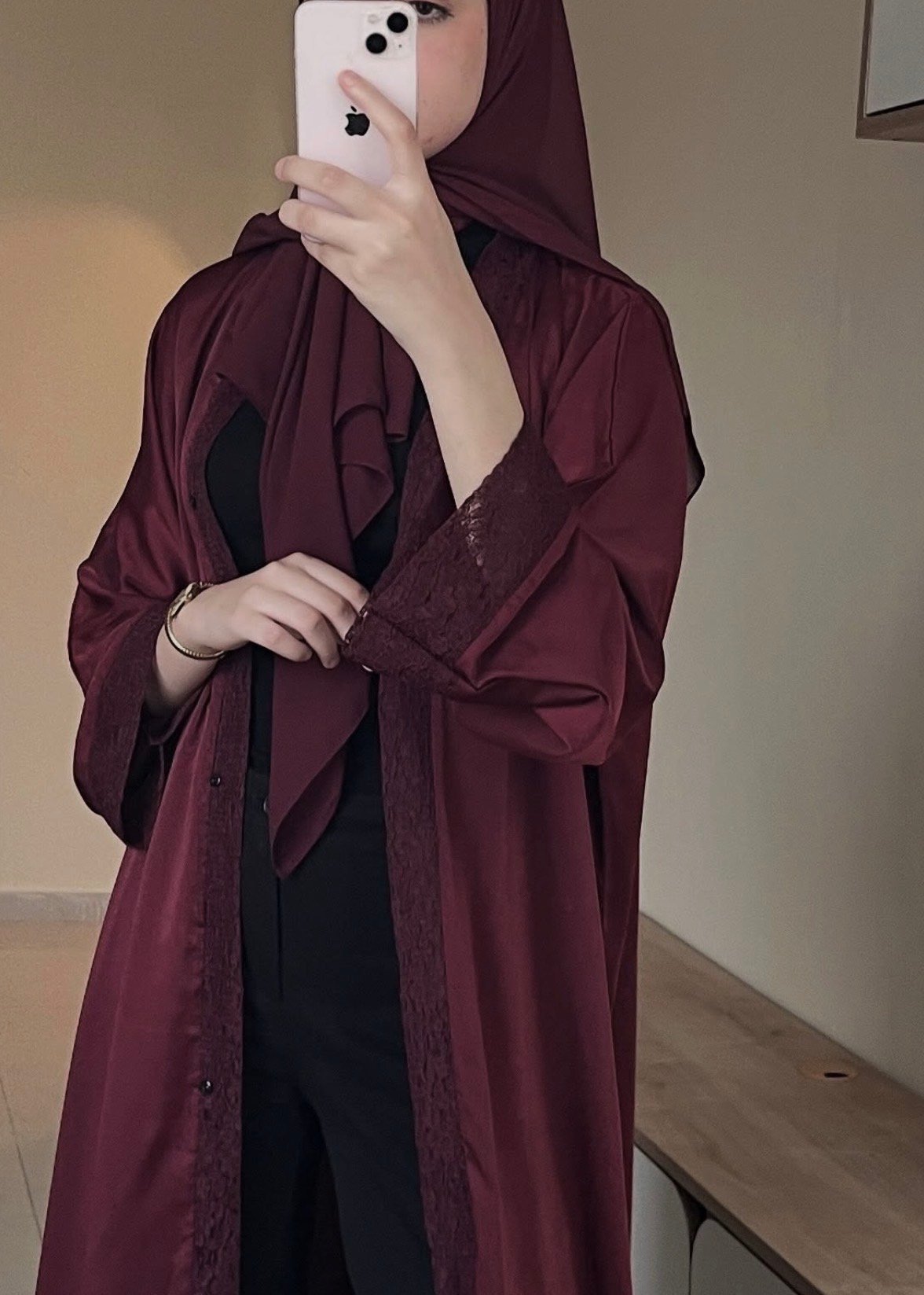 عبايه كشخه لون برغندي - الصورة 3