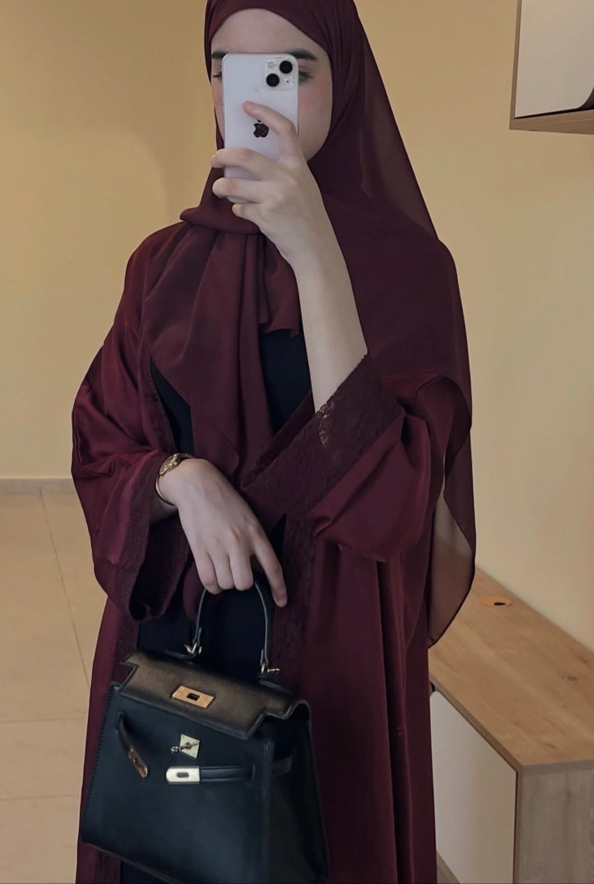 عبايه كشخه لون برغندي