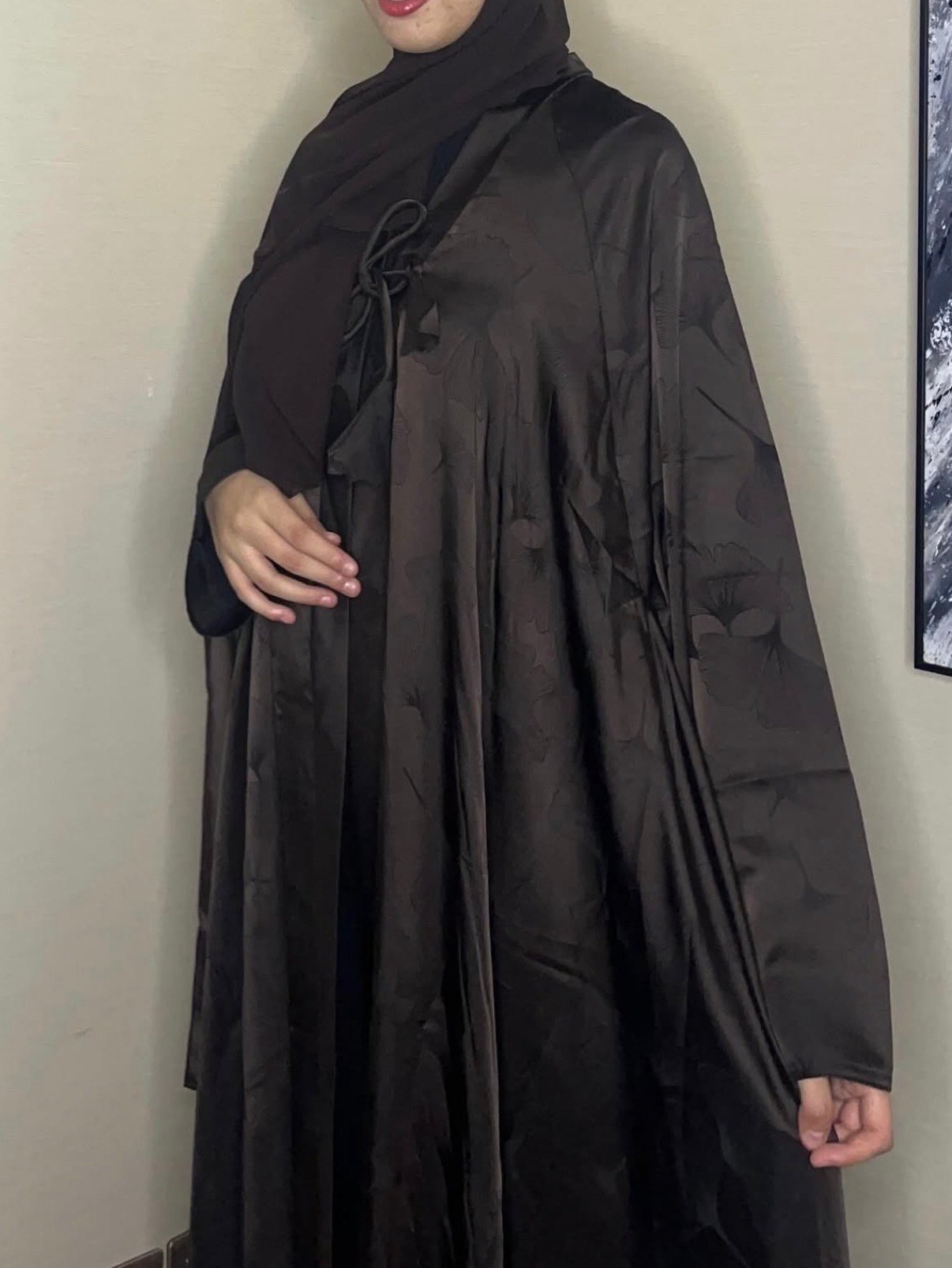 عبايه اليرقه لون بني - الصورة 3