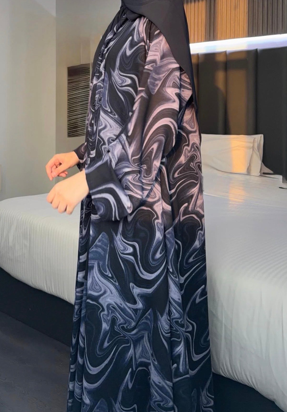 عبايه فاطمه لون كحلي