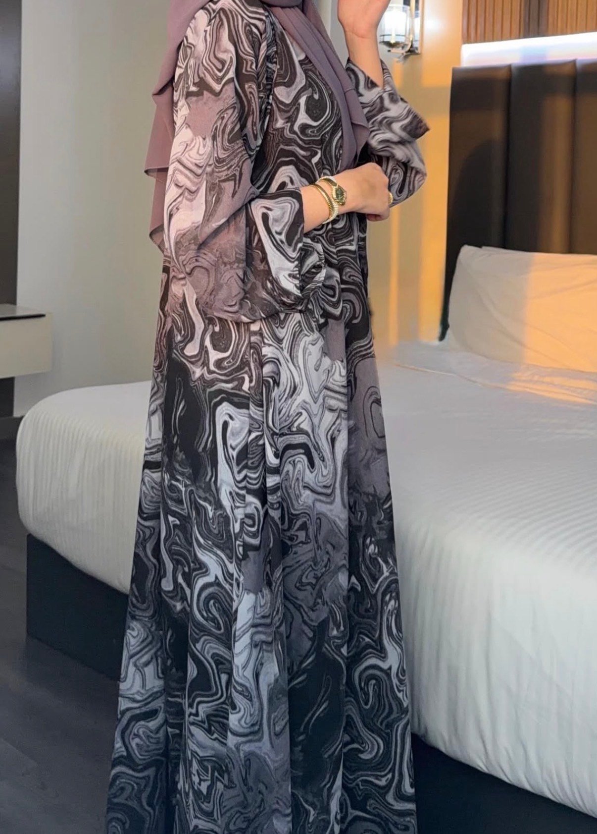 عبايه فاطمه لون رمادي - الصورة 3