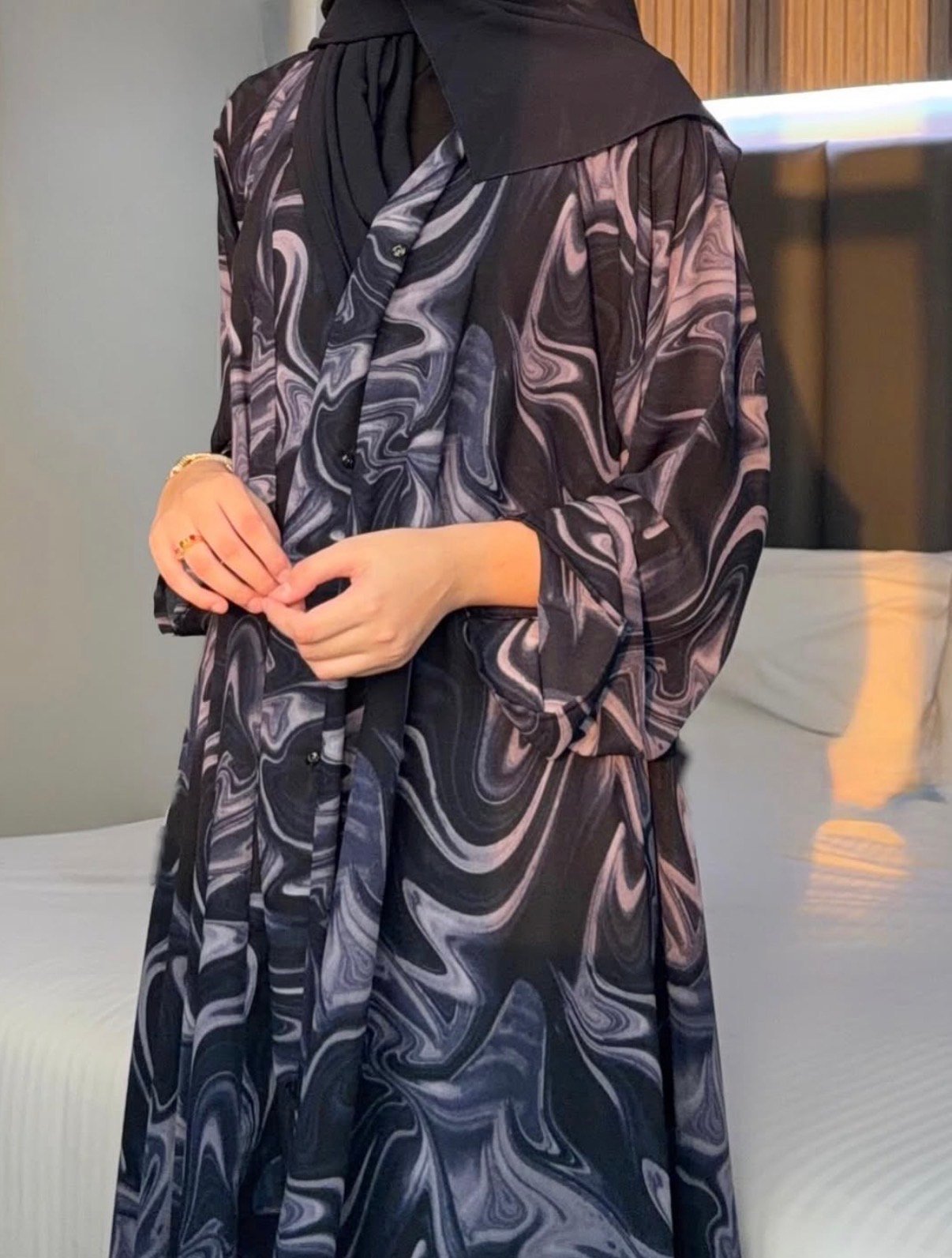 عبايه فاطمه لون كحلي - الصورة 2