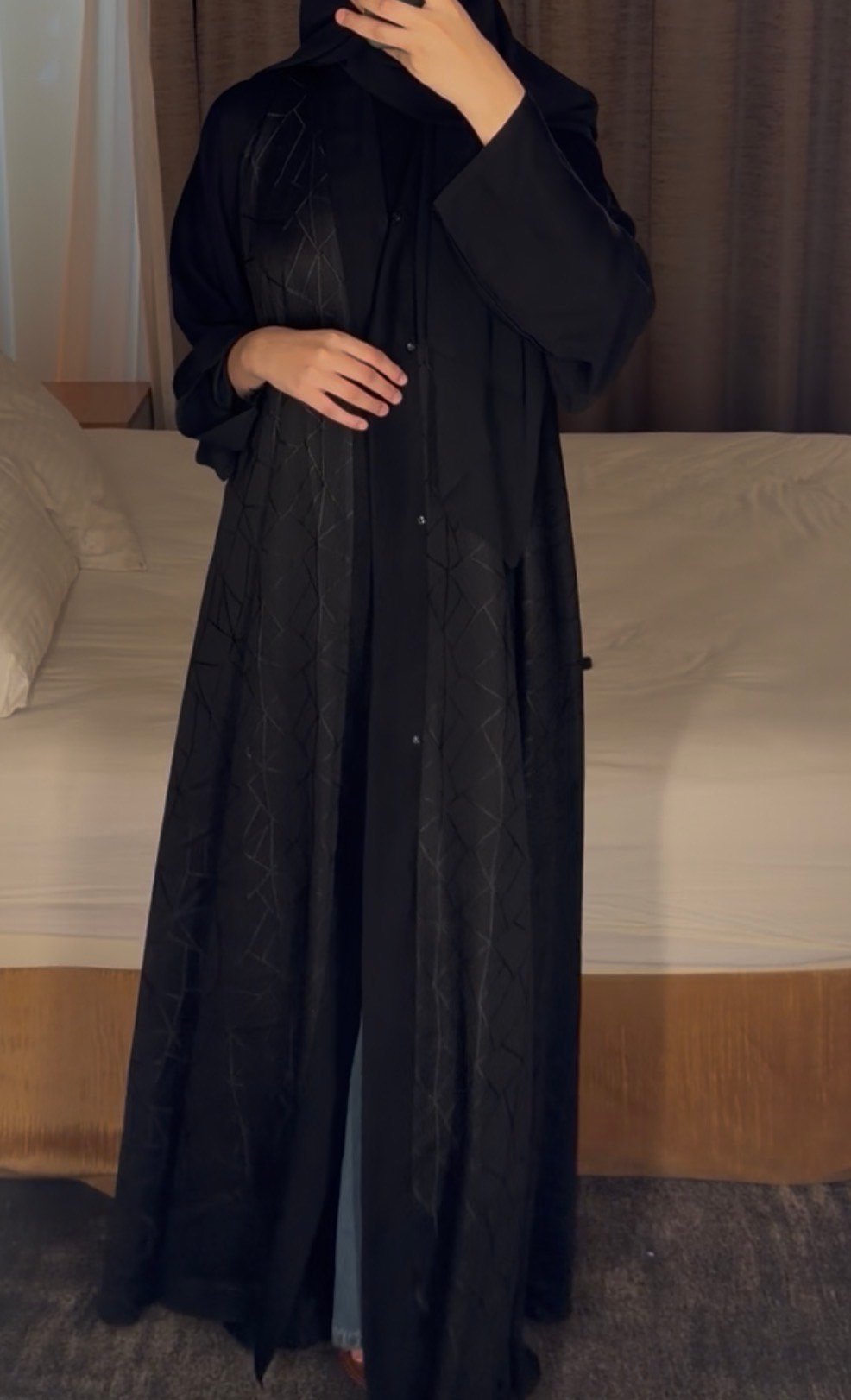 عبايه الجاكار