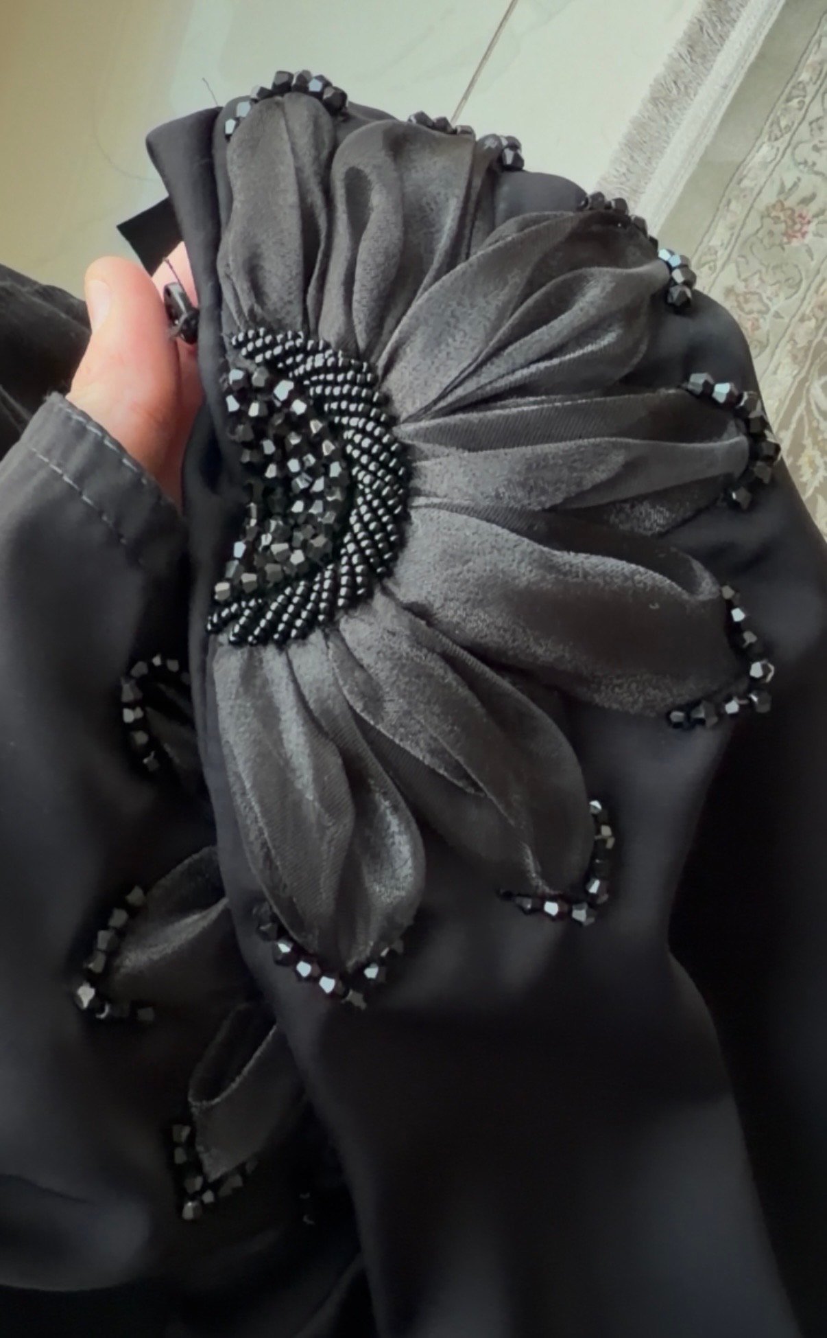 عبايه الورد تطريز - الصورة 4