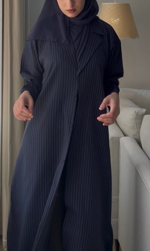 عبايه كلاسيك لون كحلي
