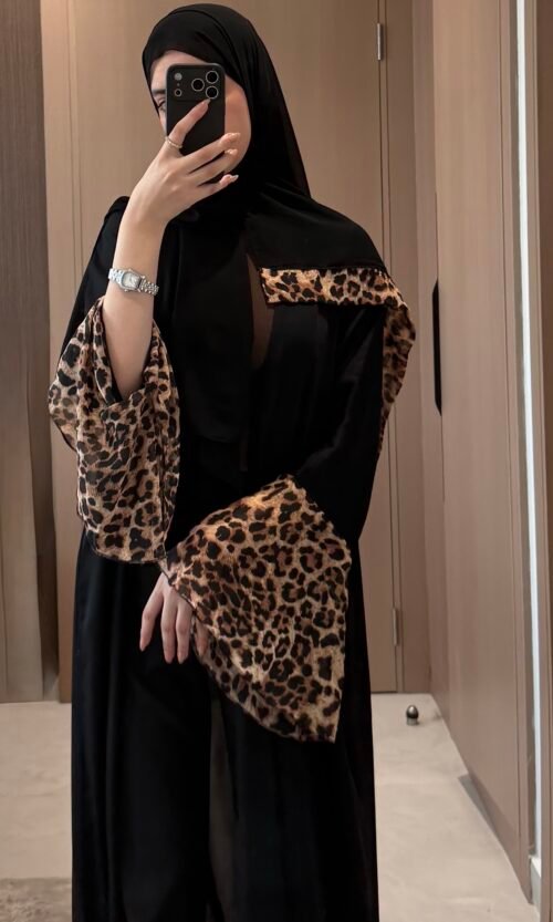 عبايه التايقر