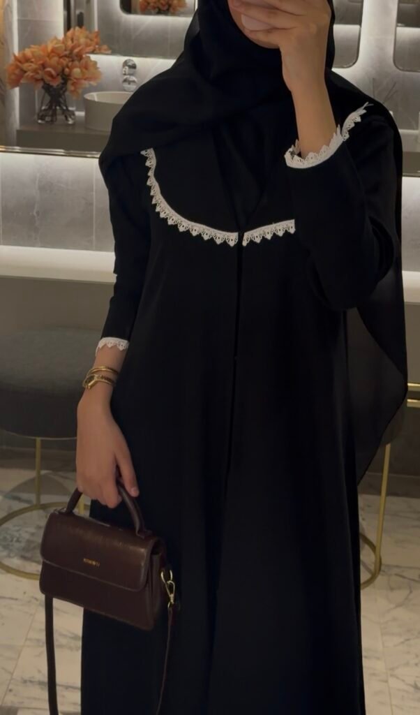 عبايه الكروشيه